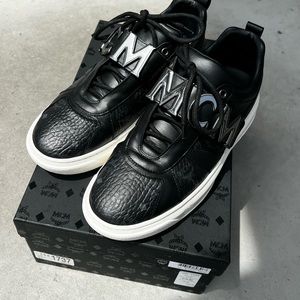 MCM SNEAKERS